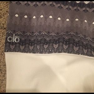 Alo Yoga goddess leggings BNWT size Large